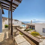 Diasella Villa *