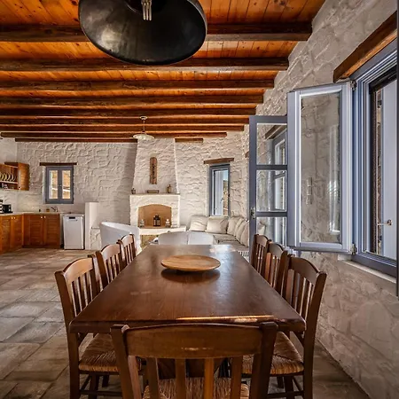 Diasella Pirgos (Serifos)