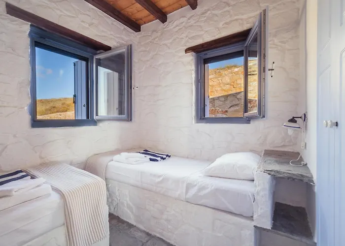 Diasella Pirgos (Serifos)