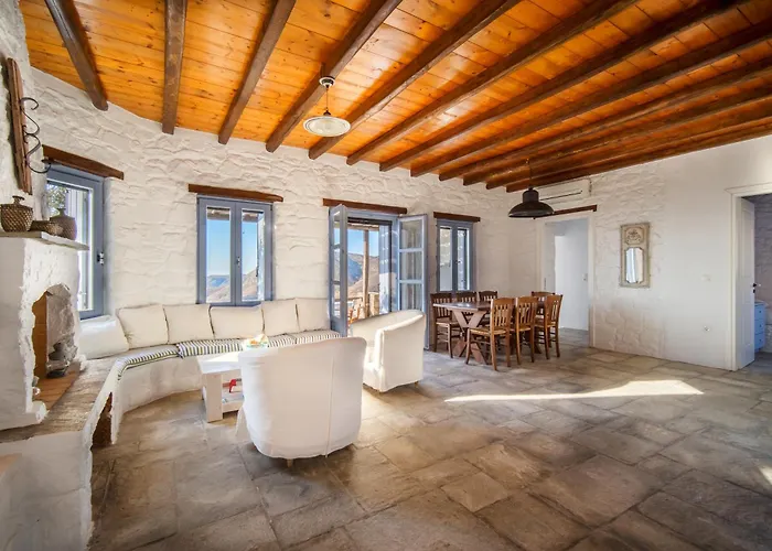 Diasella Pirgos (Serifos)